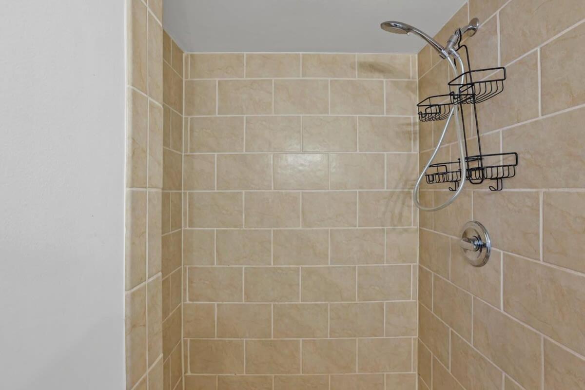 Housepitality - The Short North Getaway