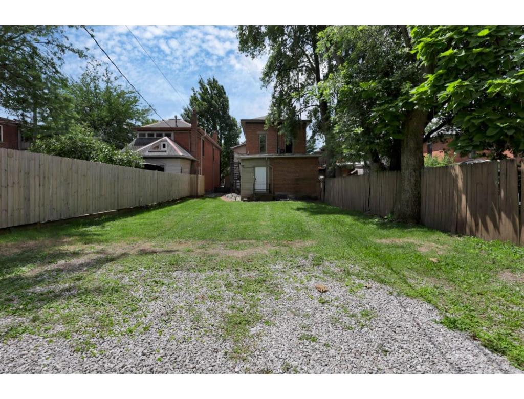 Housepitality - The Short North Getaway